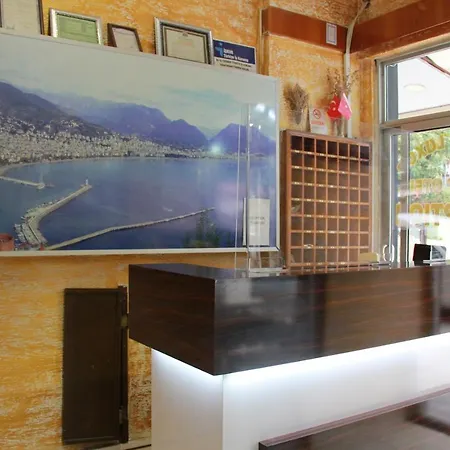 Ξενοδοχείο με διαμερίσματα Alanya Apart Otel